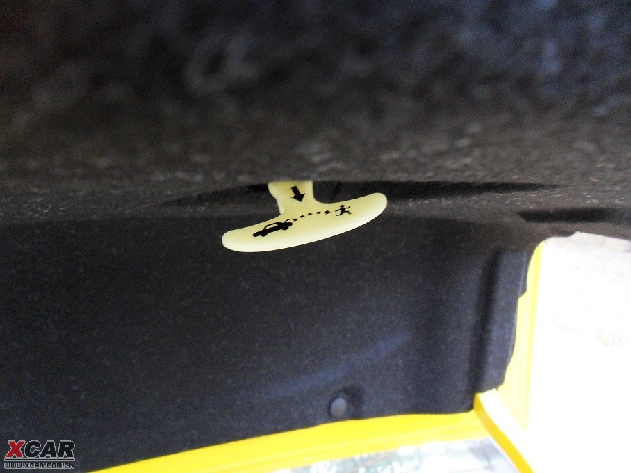 2009�����Ɲ���� 1.8L �Ԅ�(d��ng) SE