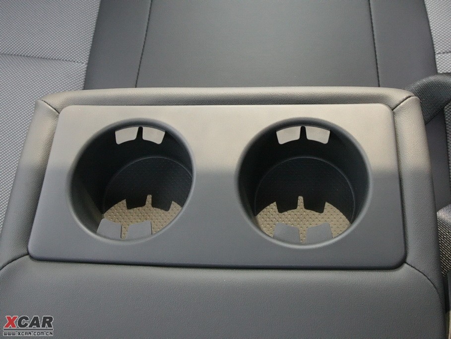 2009�����Ɲ���� 1.8L �Ԅ�(d��ng) SE