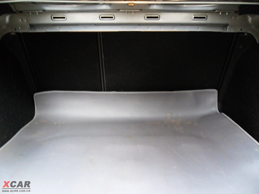 2009�����Ɲ���� 1.8L �Ԅ�(d��ng) SE