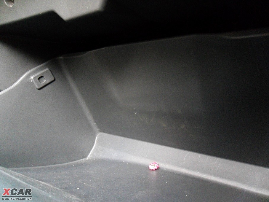 2009�����Ɲ���� 1.8L �Ԅ� SE