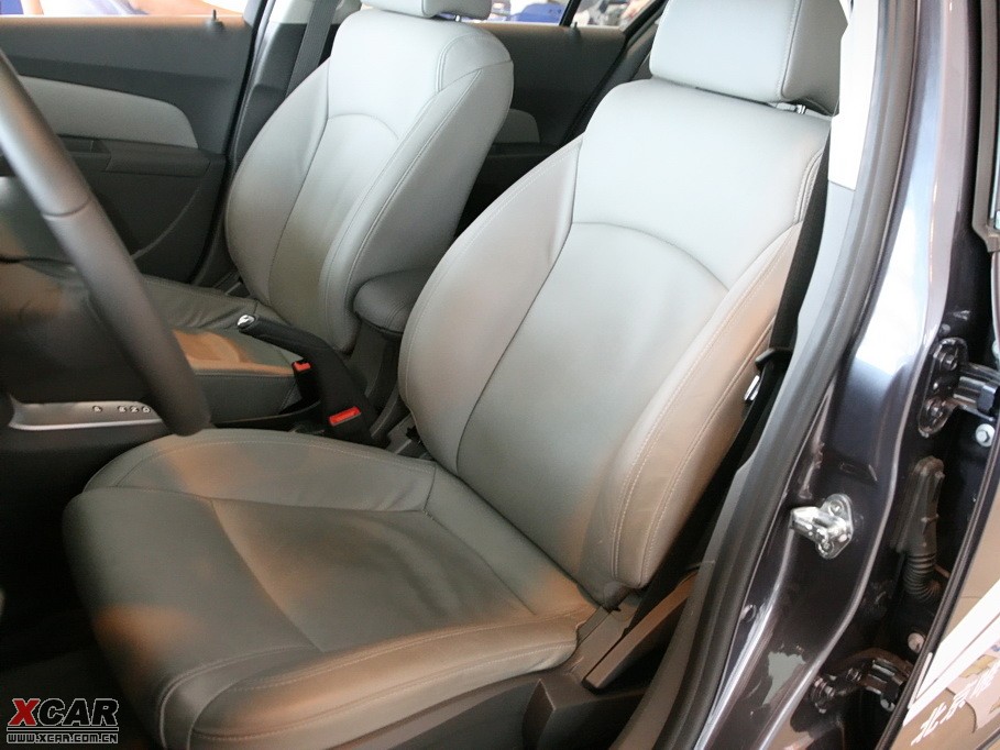 2009�����Ɲ���� 1.8L �Ԅ� SX