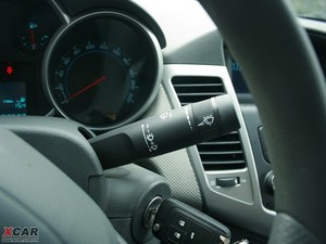 2009款1.6L 手动 SE 中控区