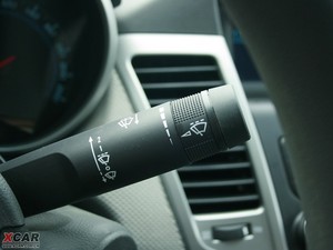 2009款1.6L 手动 SE 中控区