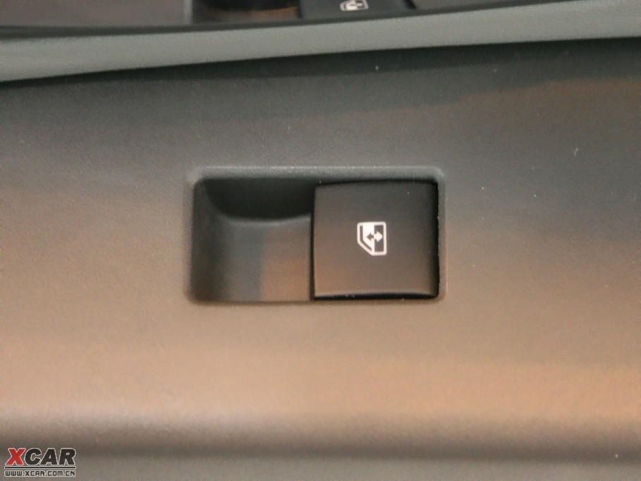 2009�����Ɲ���� 1.8L �Ԅ� SX