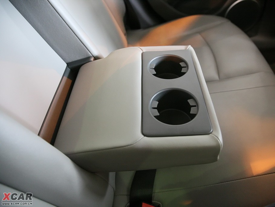 2009�����Ɲ���� 1.8L �Ԅ� SX