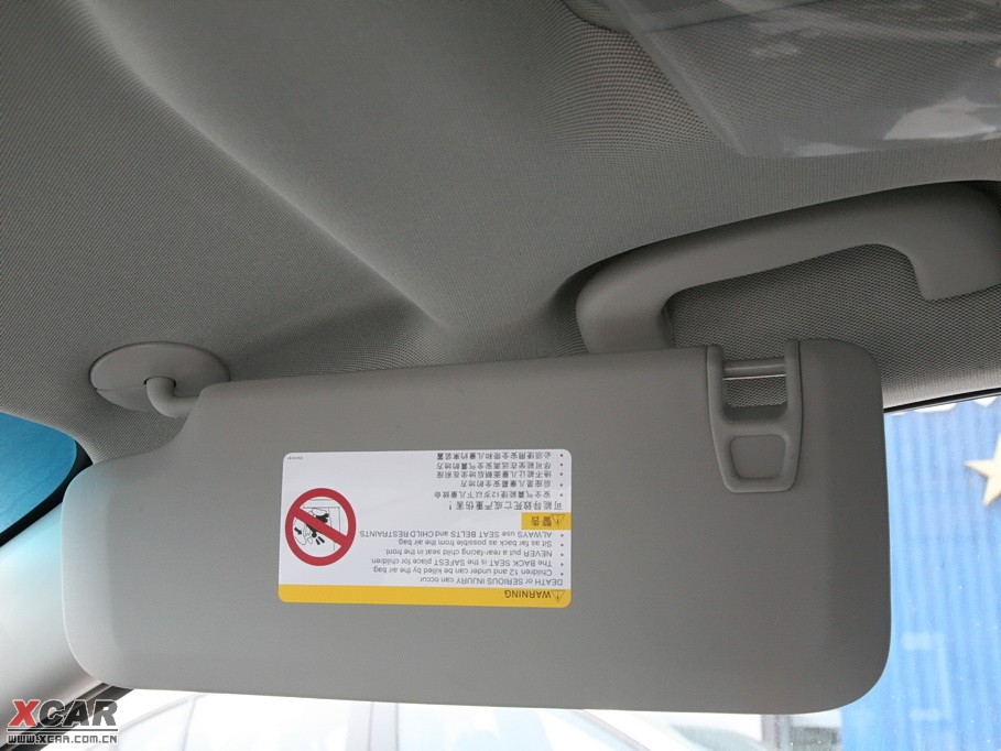 2009�����Ɲ���� 1.8L �Ԅ� SE