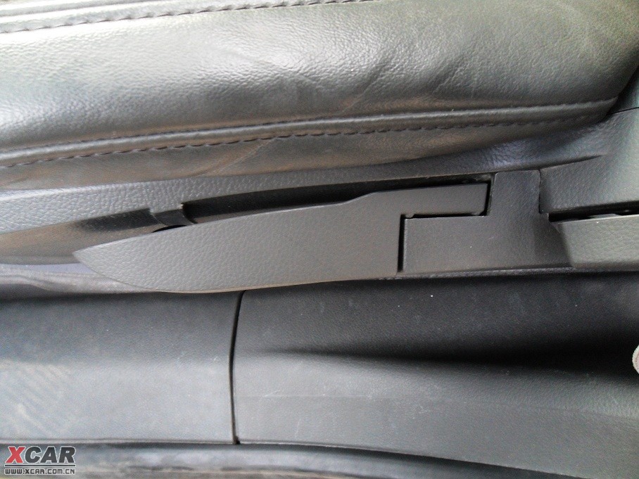 2009�����Ɲ���� 1.8L �Ԅ�(d��ng) SE