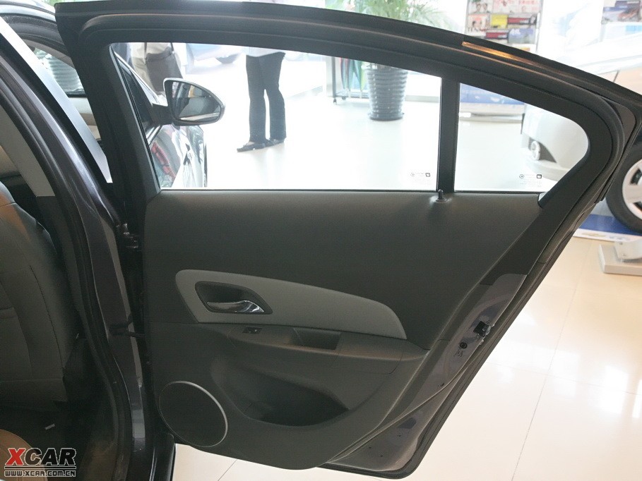 2009�����Ɲ���� 1.8L �Ԅ� SX