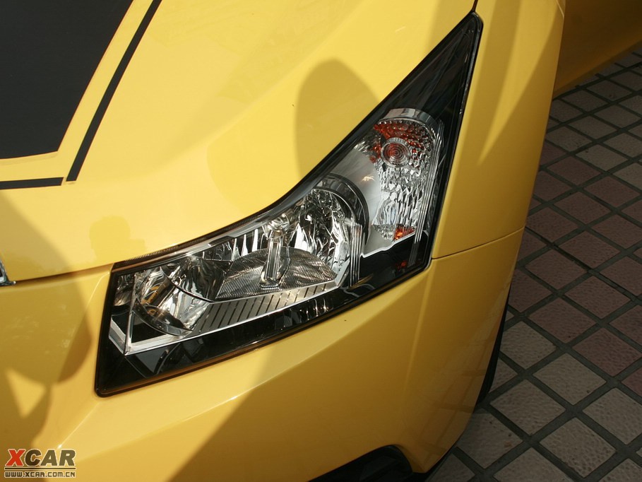 2009Ɲ 1.6L ք SE