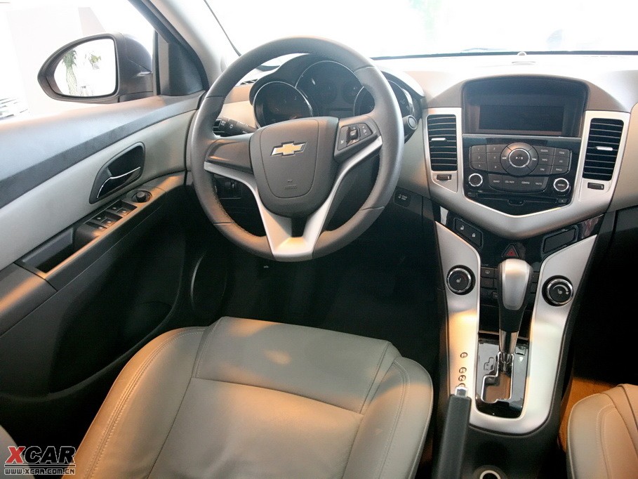 2009�����Ɲ���� 1.8L �Ԅ� SX