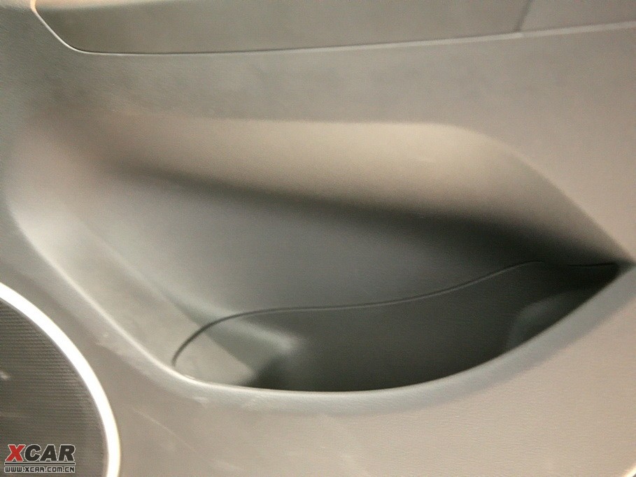 2009�����Ɲ���� 1.8L �Ԅ� SX