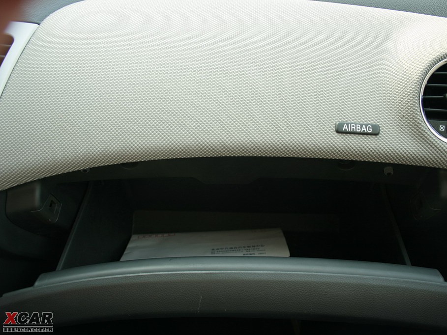 2009Ɲ 1.6L ք SE