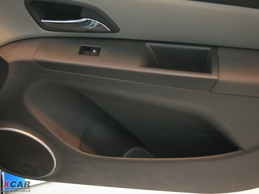 2009�����Ɲ���� 1.8L �Ԅ� SX