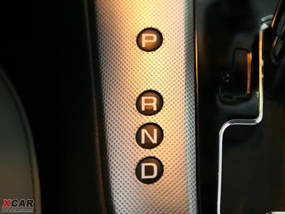 2009�����Ɲ���� 1.8L �Ԅ� SX