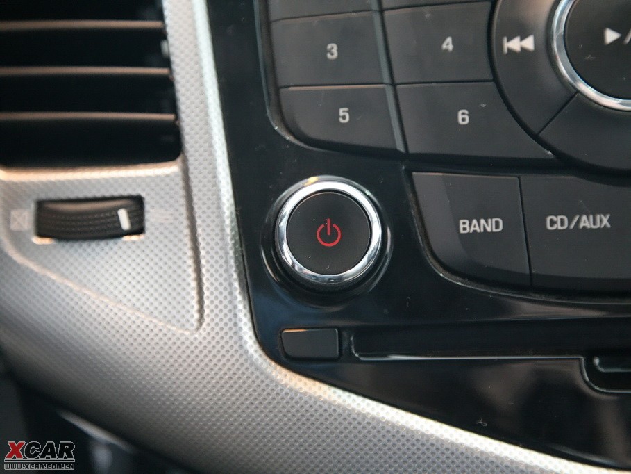 2009�����Ɲ���� 1.8L �Ԅ� SX