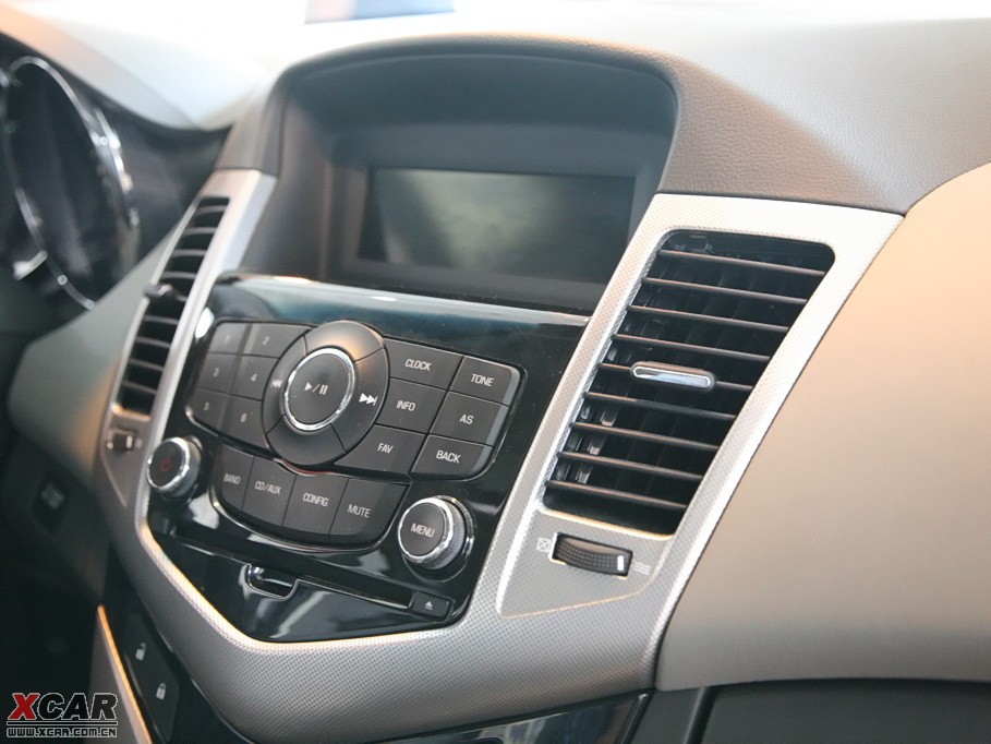 2009�����Ɲ���� 1.8L �Ԅ� SX