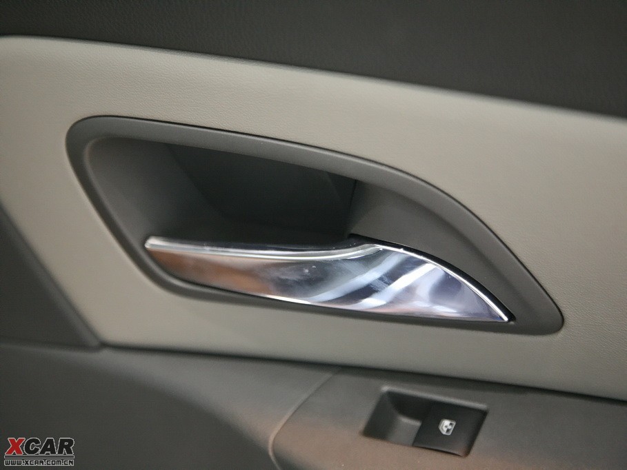 2009�����Ɲ���� 1.8L �Ԅ� SX