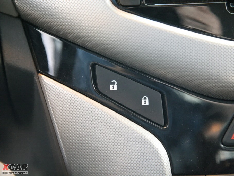 2009�����Ɲ���� 1.8L �Ԅ�(d��ng) SX