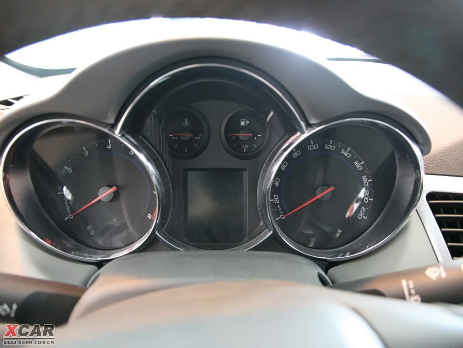 2009�����Ɲ���� 1.8L �Ԅ� SX