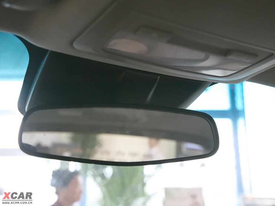 2009�����Ɲ���� 1.8L �Ԅ� SX