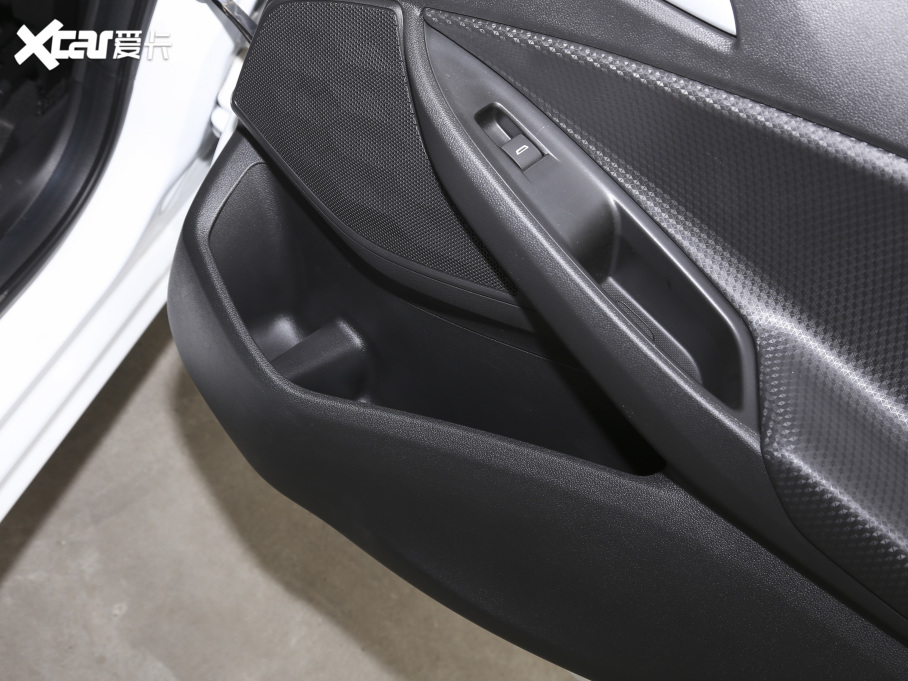 2020Ɲ 320 ք(dng)(dng)