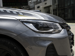 2020Ŀ Redline 325T Ԅҫ ^