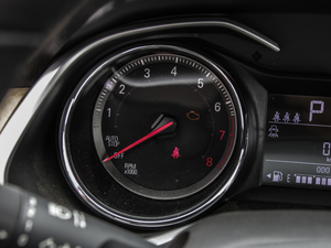 2020Ŀ Redline 325T Ԅҫ п؅^