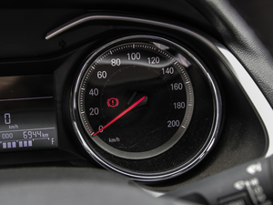 2020Ŀ Redline 325T Ԅҫ п؅^