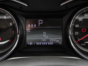 2020Ŀ Redline 325T Ԅҫ п؅^