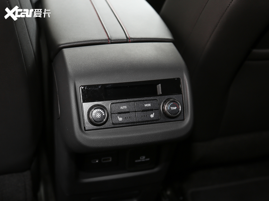 2020ѩm_ RS 650T Twin-Clutch7