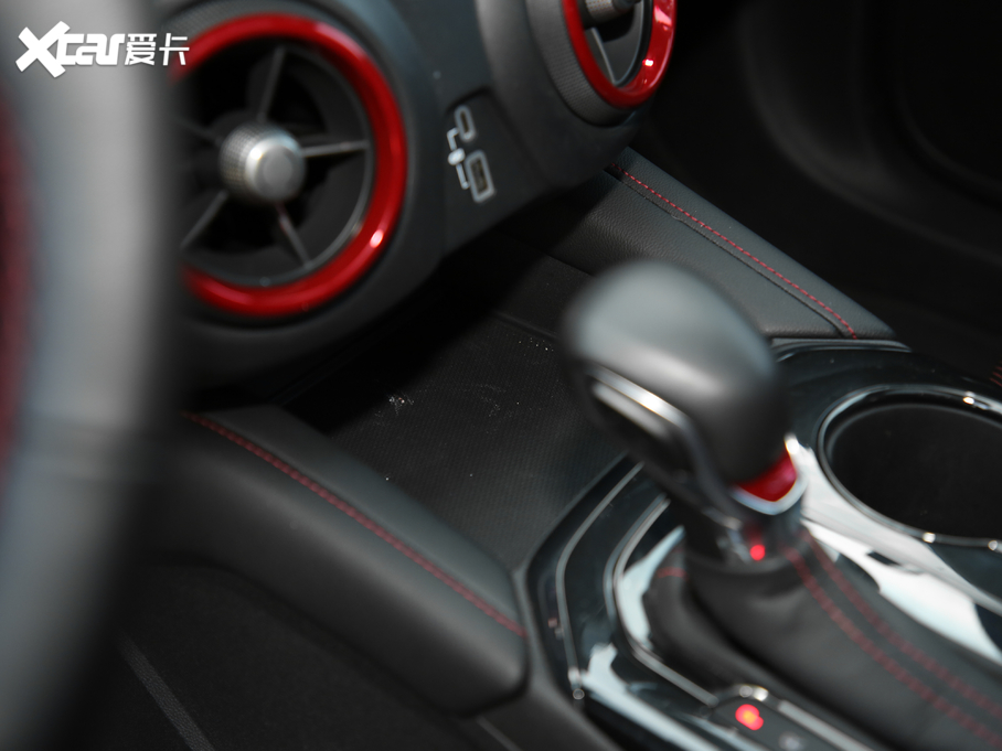 2020ѩm_ RS 650T Twin-Clutch7