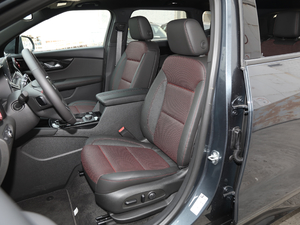 2020款RS 650T Twin-Clutch四驱7座擎版 主驾驶座椅