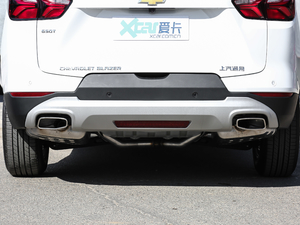 2020款650T 7座型版 排气管