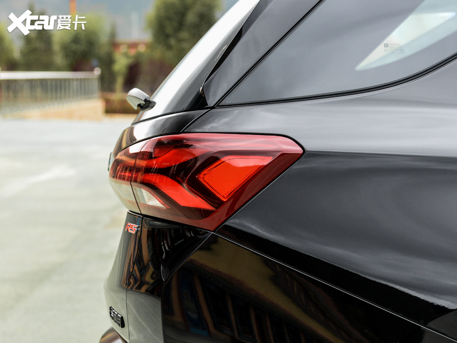 2021̽ 550T RS (q)ܺ