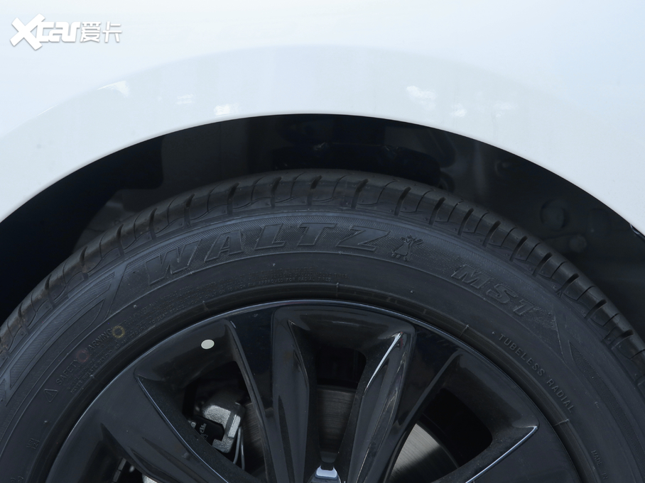 2020 Redline 320T p pxˬ