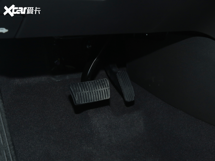 2020 Redline 320T p pxˬ