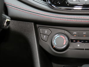 2020RS 330T p Ԅӕ п؅^(q)