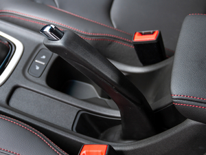 2020RS 330T p Ԅʹ v܇Ƅ