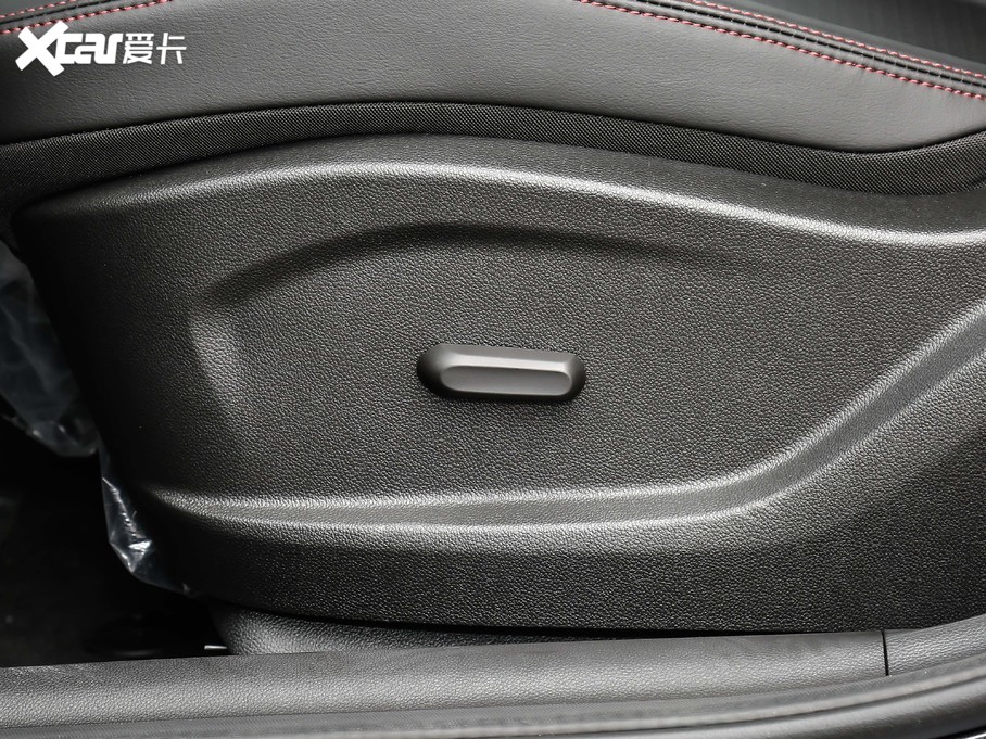 2020�����m�� �p�� Redline 530T �Ԅ�ҫ���� 5+2��