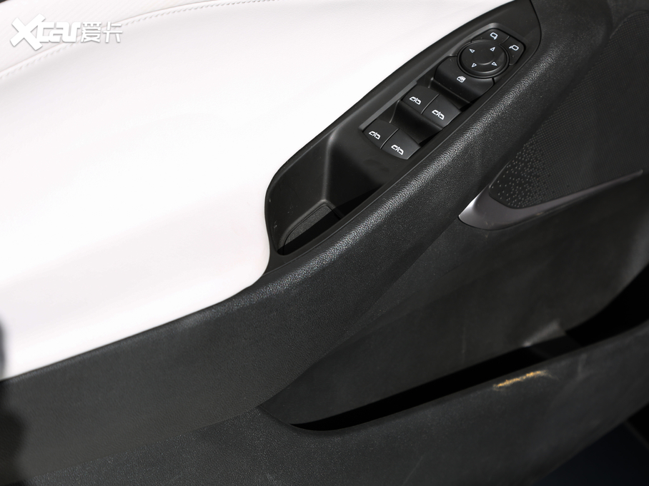 2020�����m�� �p�� Redline 530T �Ԅӿv���� 5+2��