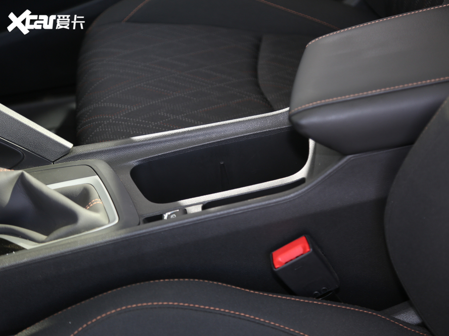 2020�����m�� �p�� Redline 530T �Ԅӿv���� 5+2��