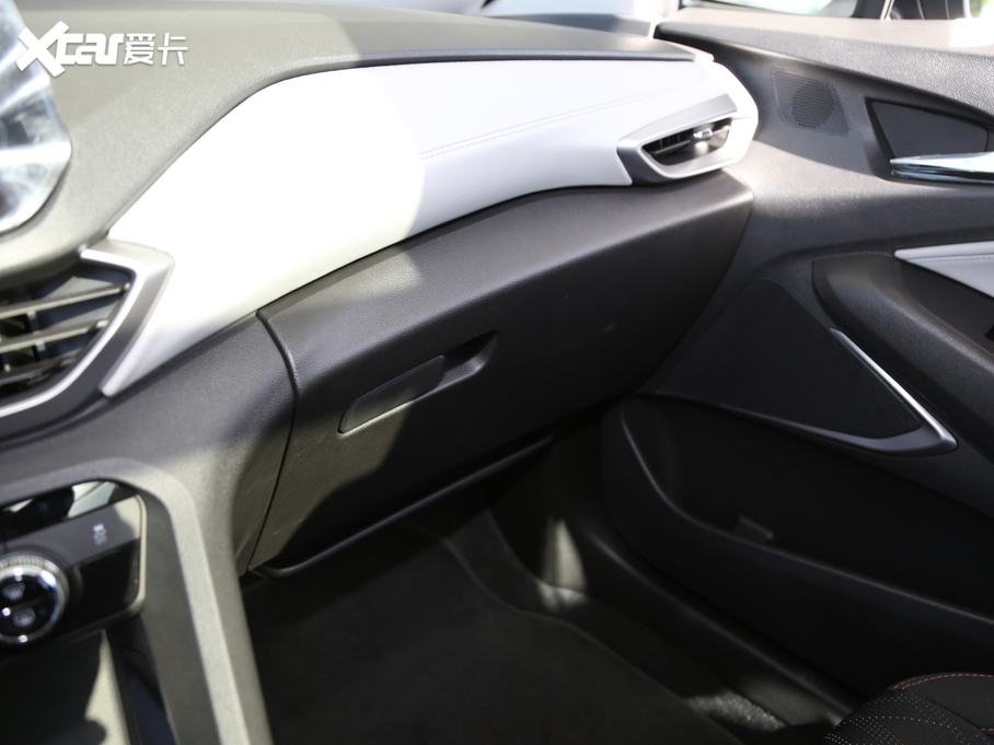 2020�����m�� �p�� Redline 530T �Ԅӿv���� 5+2��