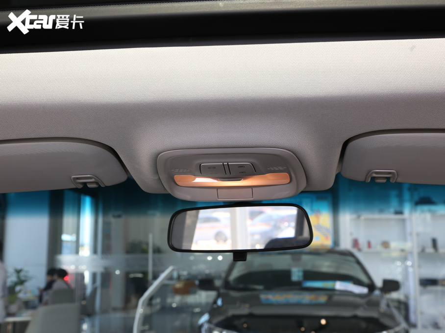 2020�����m�� �p�� Redline 530T �Ԅӿv���� 5+2��