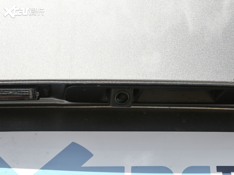 2020�����m�� �p�� Redline 530T �Ԅӿv���� 5+2��