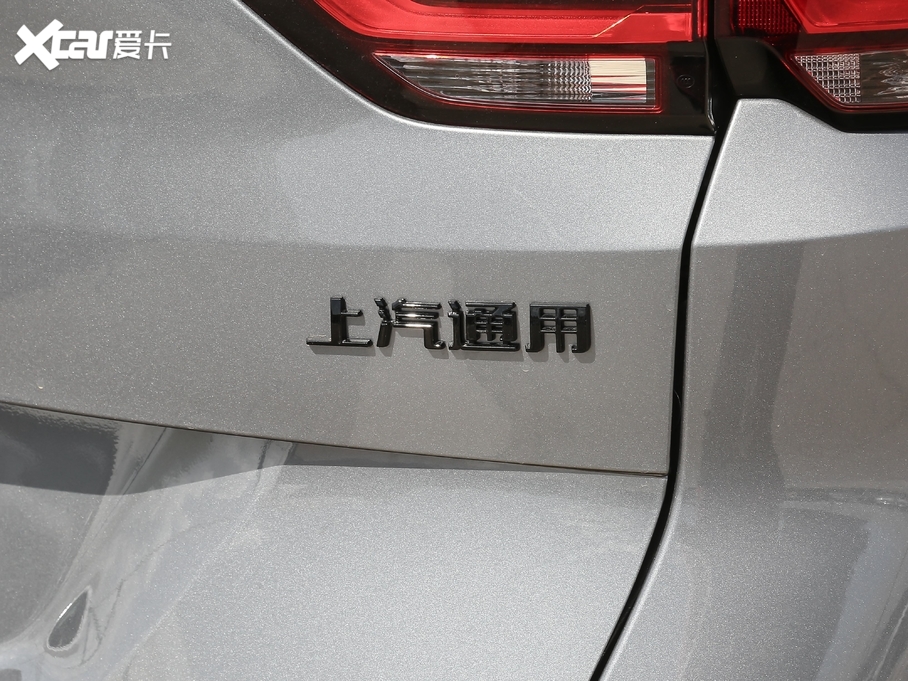 2020�����m�� �p�� Redline 530T �Ԅӿv���� 5+2��