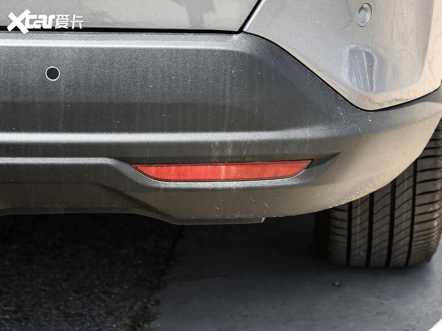 2020�����m�� �p�� Redline 530T �Ԅӿv���� 5+2��