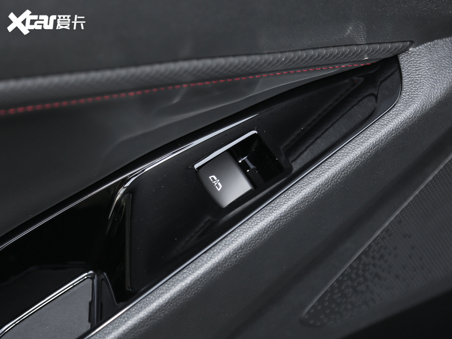 2020�����m�� �p�� Redline 530T �Ԅӿv���� 5+2��