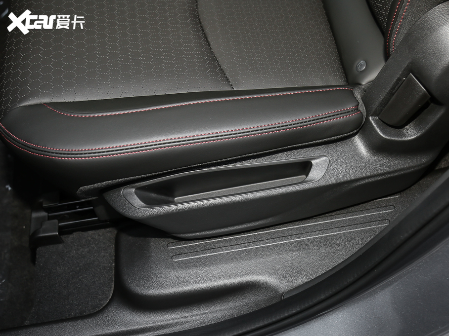 2020�����m�� �p�� Redline 530T �Ԅӿv���� 5+2��