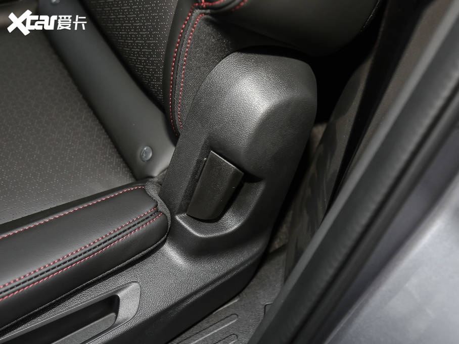 2020�����m�� �p�� Redline 530T �Ԅӿv���� 5+2��