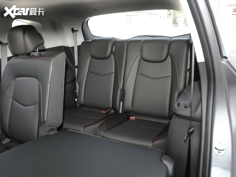 2020�����m�� �p�� Redline 530T �Ԅӿv���� 5+2��